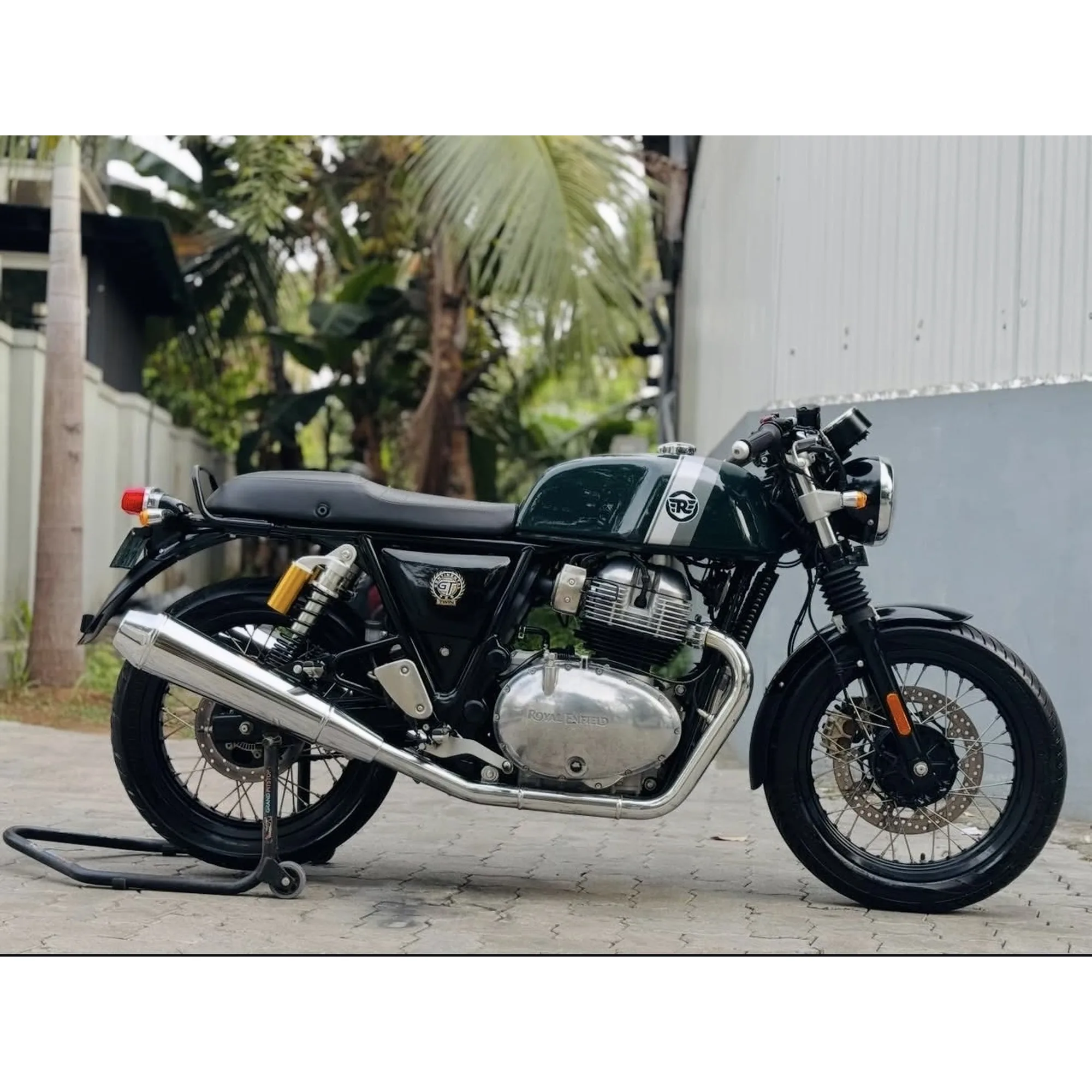 Royal Enfield
                                        Interceptor 650
